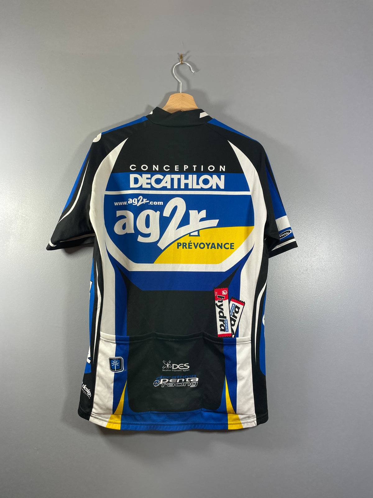 Maillot vélo vintage AG2R Decathlon conception