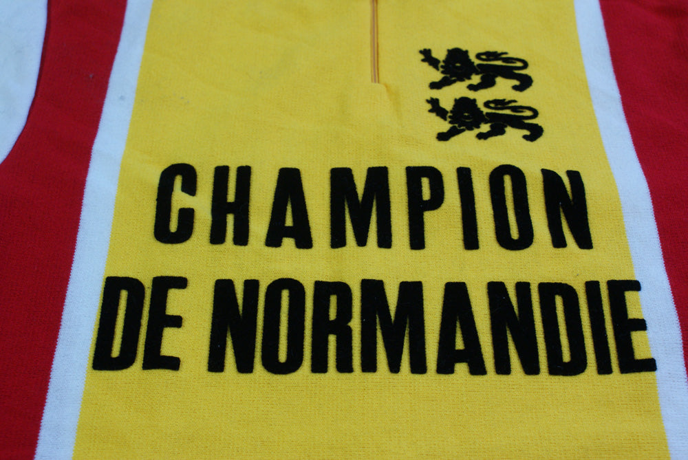 Maillot cyclisme rétro Champion de Normandie Tricots du rocher