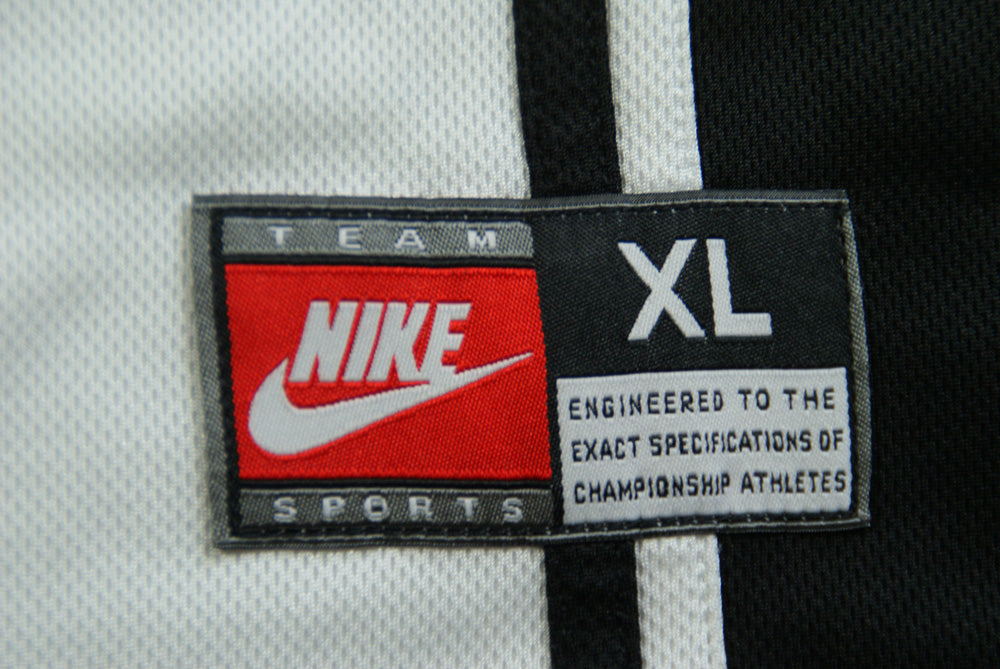 Maillot basket rétro Nike
