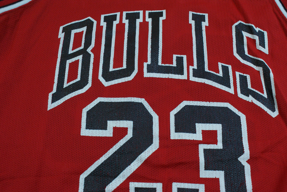 Maillot basket rétro Bulls Chicago N°23 Jordan NBA