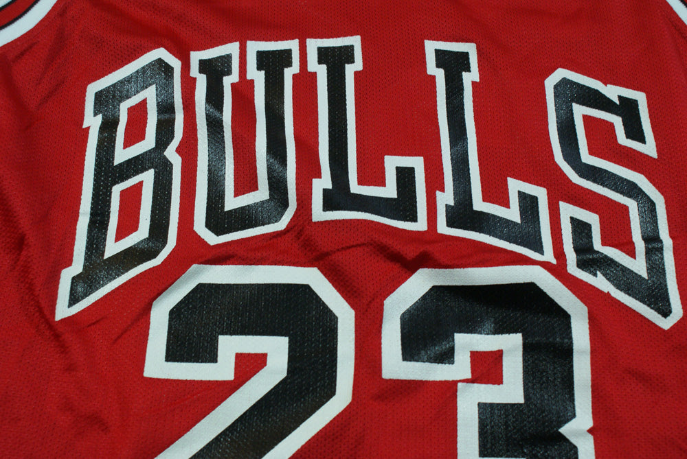 Maillot basket rétro Bulls Chicago N°23 Jordan NBA