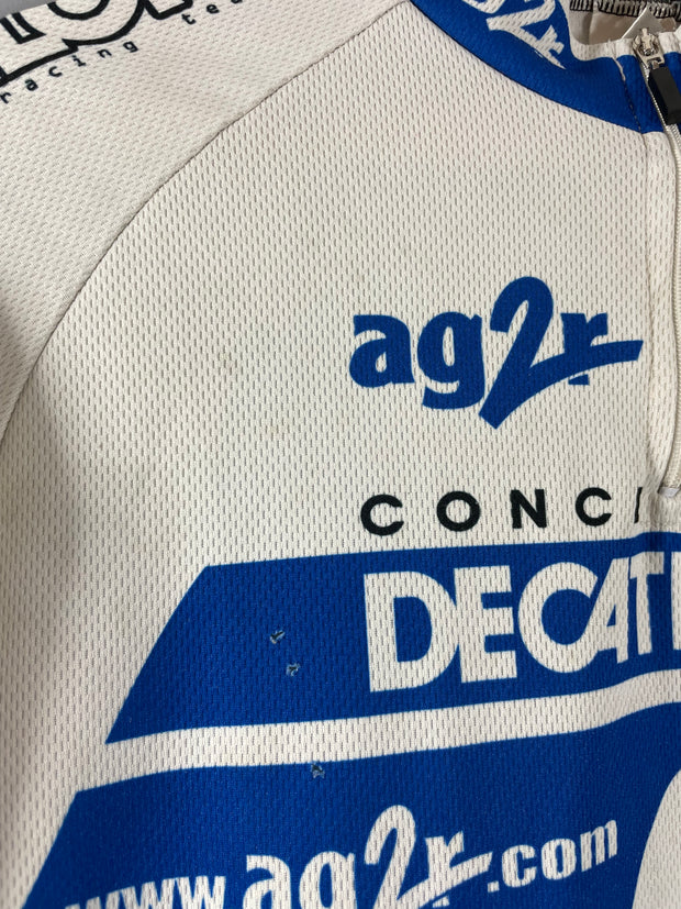 Maillot vélo vintage team AG2R Décathlon conception