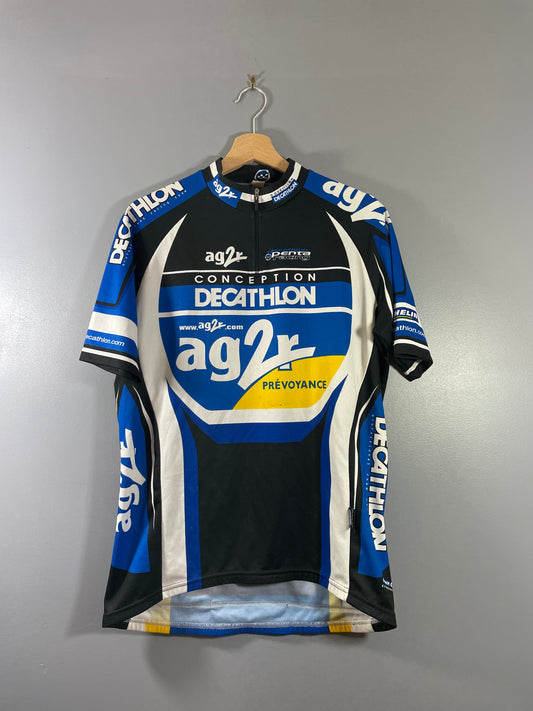 Maillot vélo vintage AG2R Decathlon conception