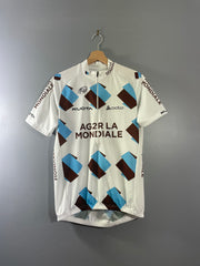 Maillot cycliste vintage AG2R La Mondiale ODLO