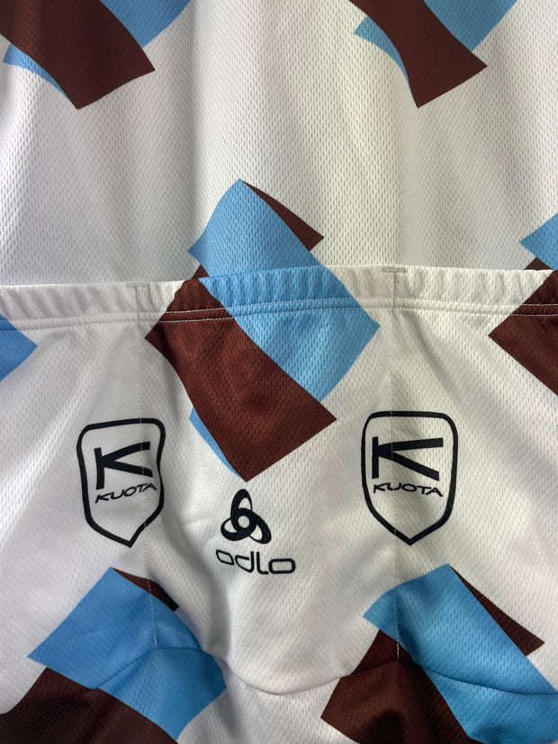 Maillot cycliste vintage AG2R La Mondiale ODLO