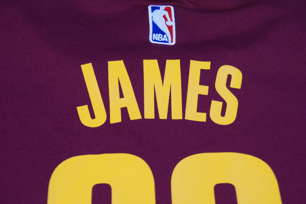 Maillot basket rétro Cavaliers Cleveland N°23 James NBA