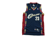 Maillot basket rétro Cavaliers Cleveland N°23 James NBA