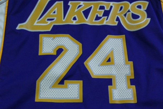 Maillot basket vintage Lakers Los Angeles N°24 Bryant enfant NBA