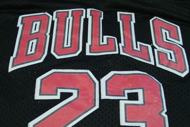 Maillot basket rétro Bulls Chicago N°23 Jordan NBA