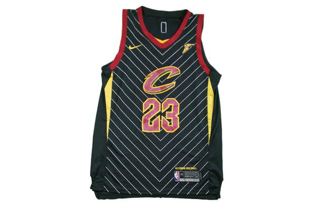 Maillot basket rétro Cavaliers Cleveland N°23 James NBA