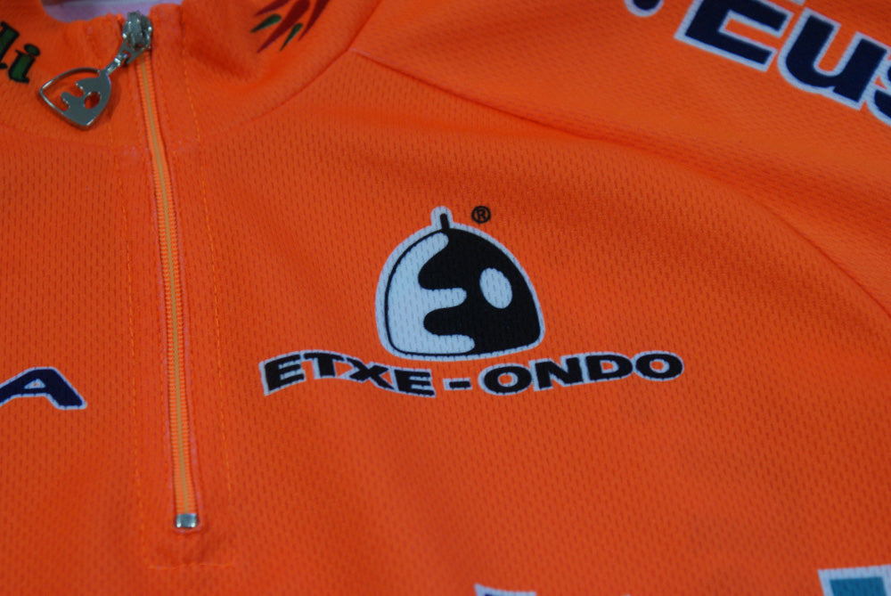 Maillot vélo vintage Etxe-Ondo Euskaltel Orbea Pays Basque