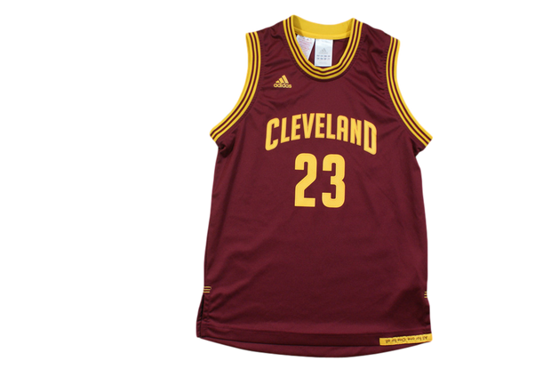 Maillot basket vintage Cavaliers Cleveland N°23 James enfant NBA