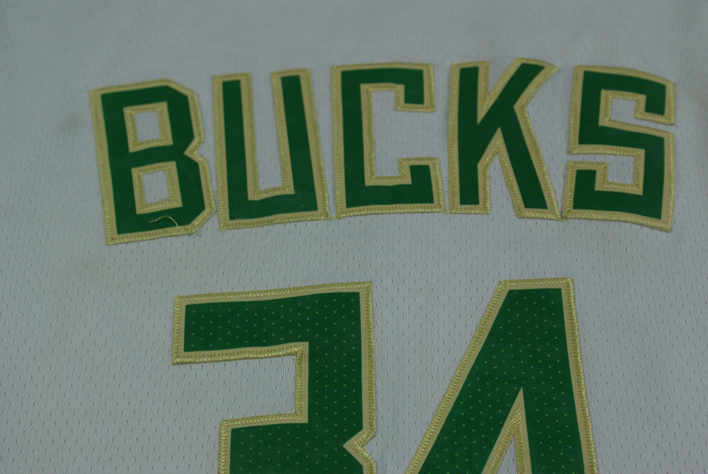 Maillot basket rétro Bucks Milwaukee N°34 Antetokounmpo NBA