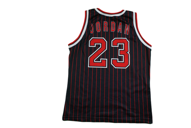 Maillot basket rétro Bulls Chicago N°23 Jordan NBA