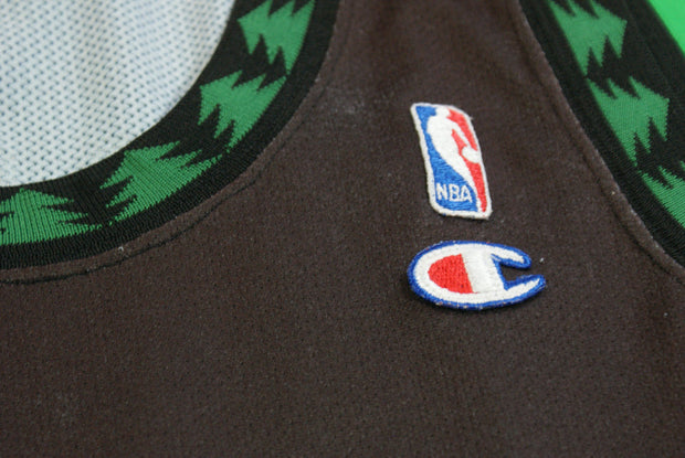 Maillot basket rétro Timberwolves Minnesota N°21 Garnett NBA