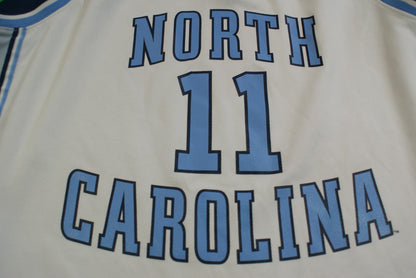 Maillot basket rétro North Carolina N°11