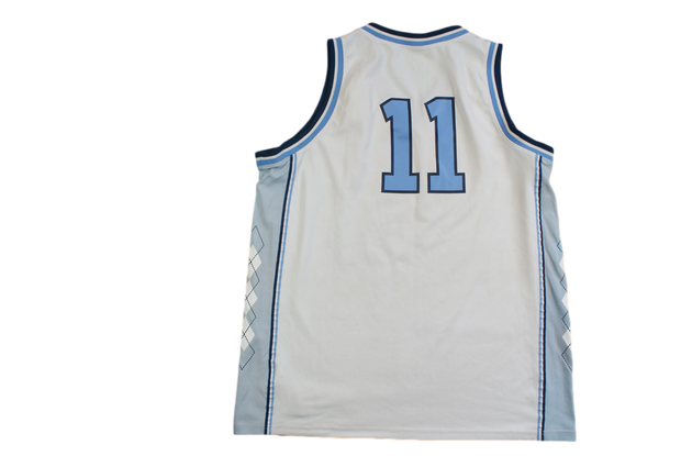 Maillot basket rétro North Carolina N°11