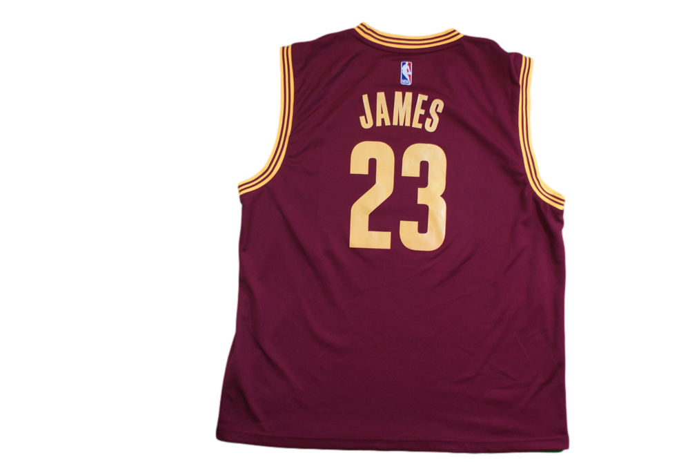Maillot basket rétro Cavaliers Cleveland N°23 James NBA