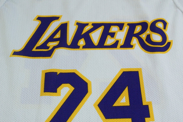 Maillot basket vintage Lakers Los Angeles N°24 Bryant NBA