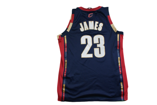 Maillot basket vintage Cavaliers Cleveland N°23 James NBA
