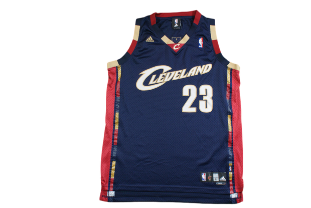 Maillot basket rétro Cavaliers Cleveland N°23 James NBA